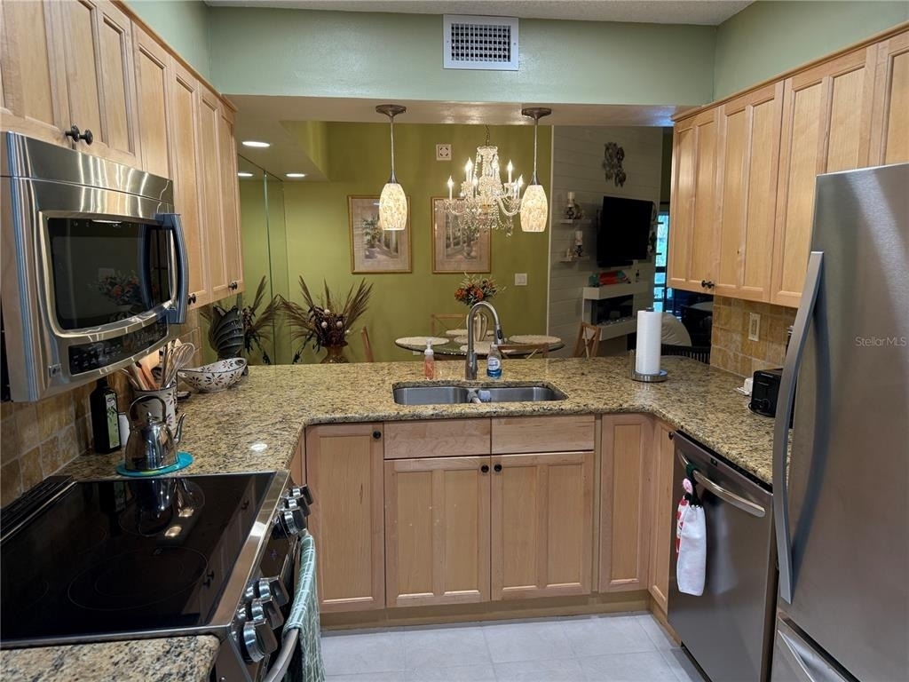 5770 Ashton Lake Drive - Photo 11