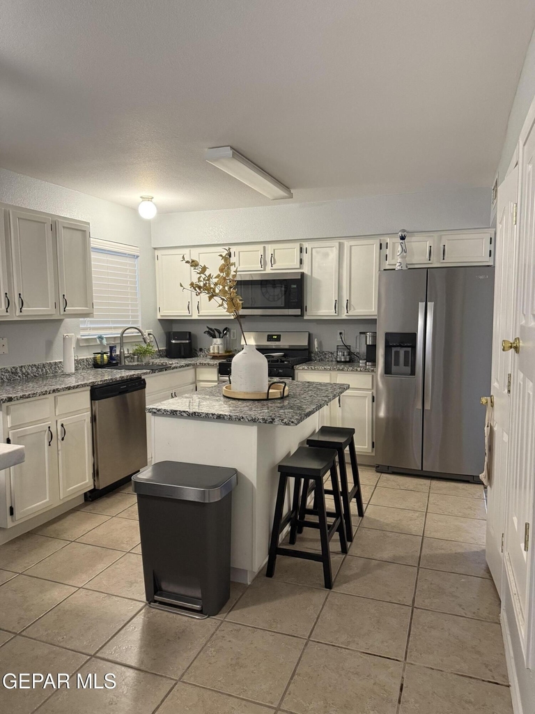 12253 Holy Springs Court - Photo 14