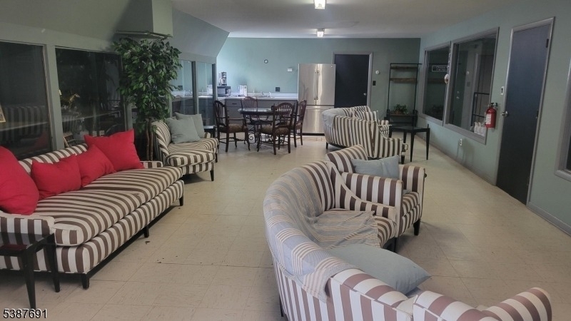 292 W Mill Rd - Photo 1