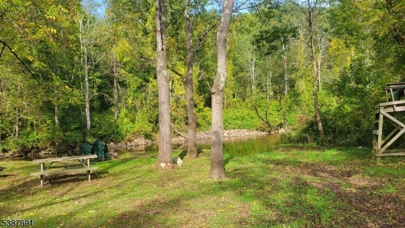 292 W Mill Rd - Photo 5