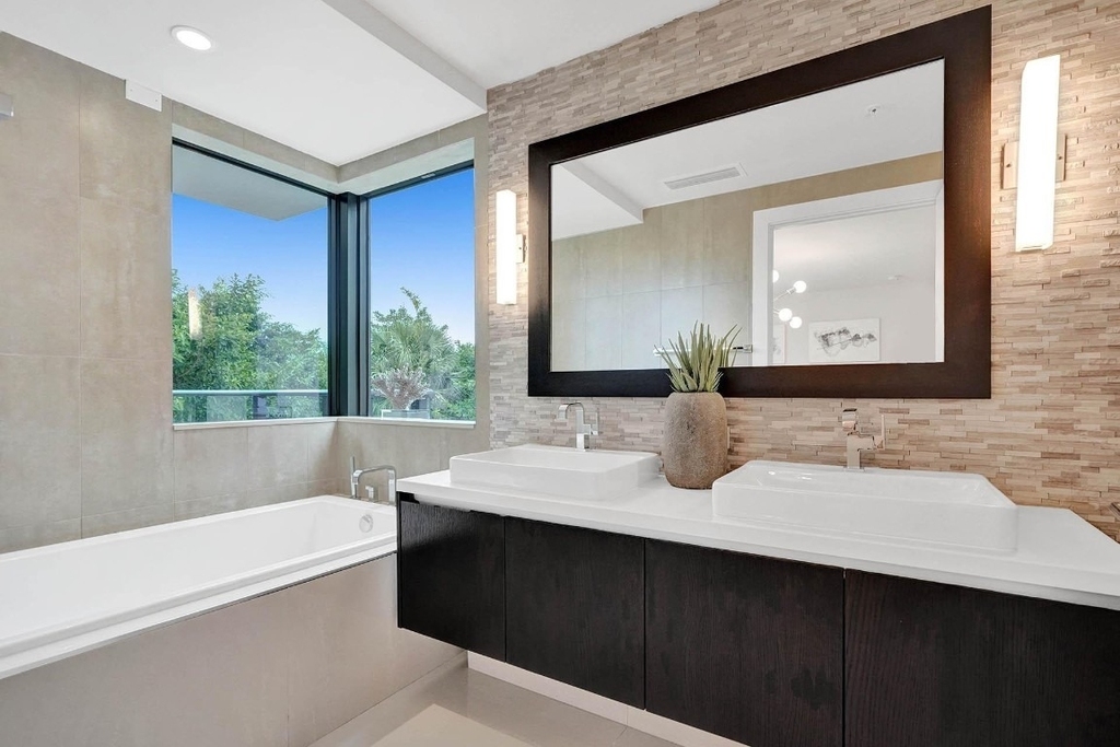 3040 N Ocean Boulevard - Photo 32