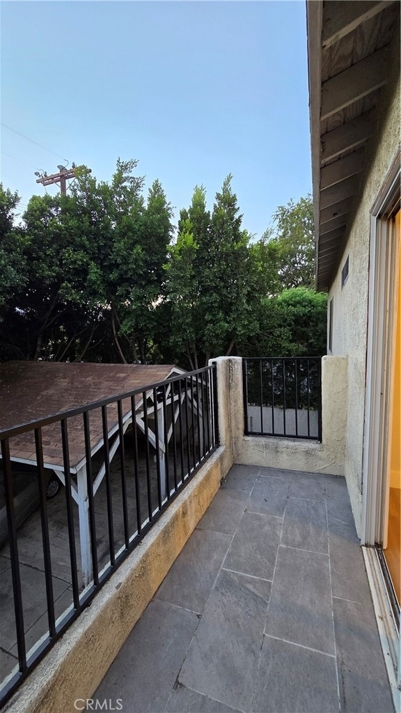 5803 Troost Avenue - Photo 13
