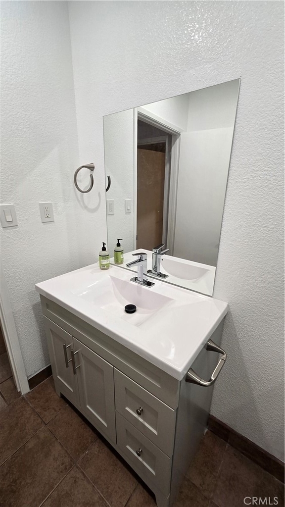 5803 Troost Avenue - Photo 8