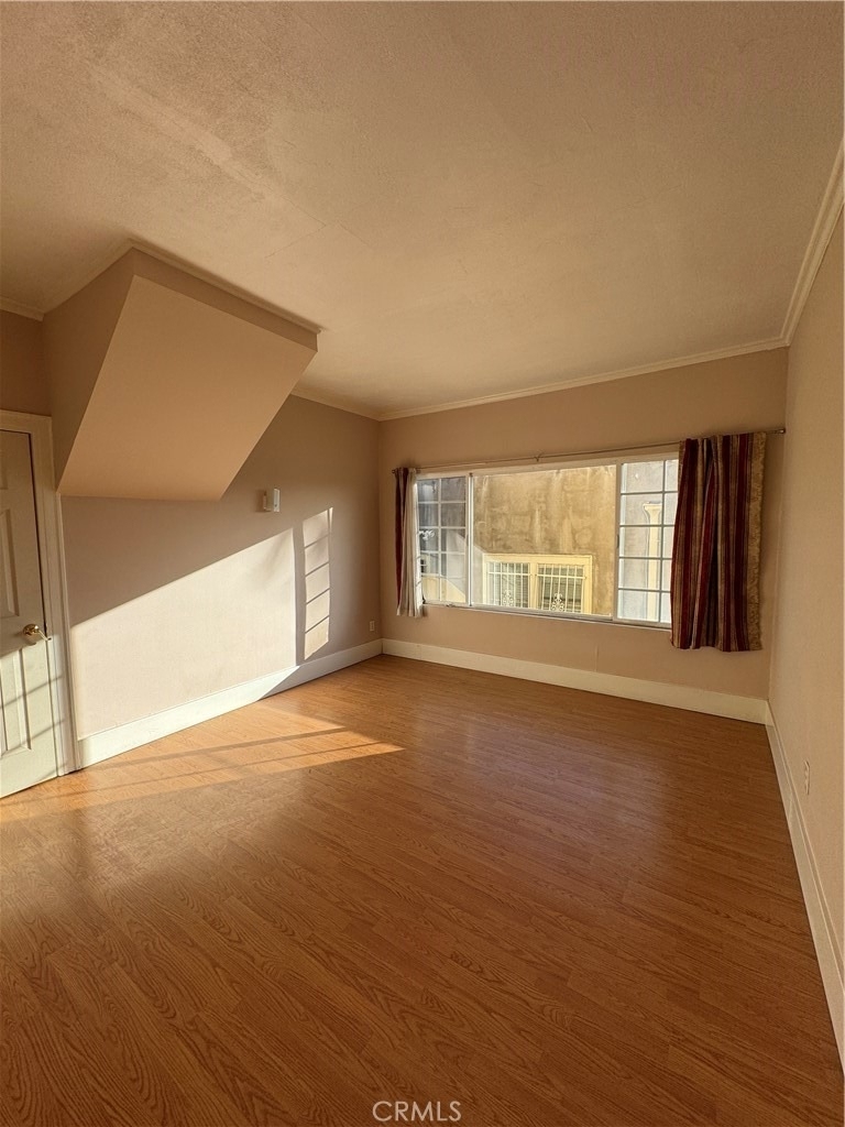 1327 S Longwood Avenue - Photo 7