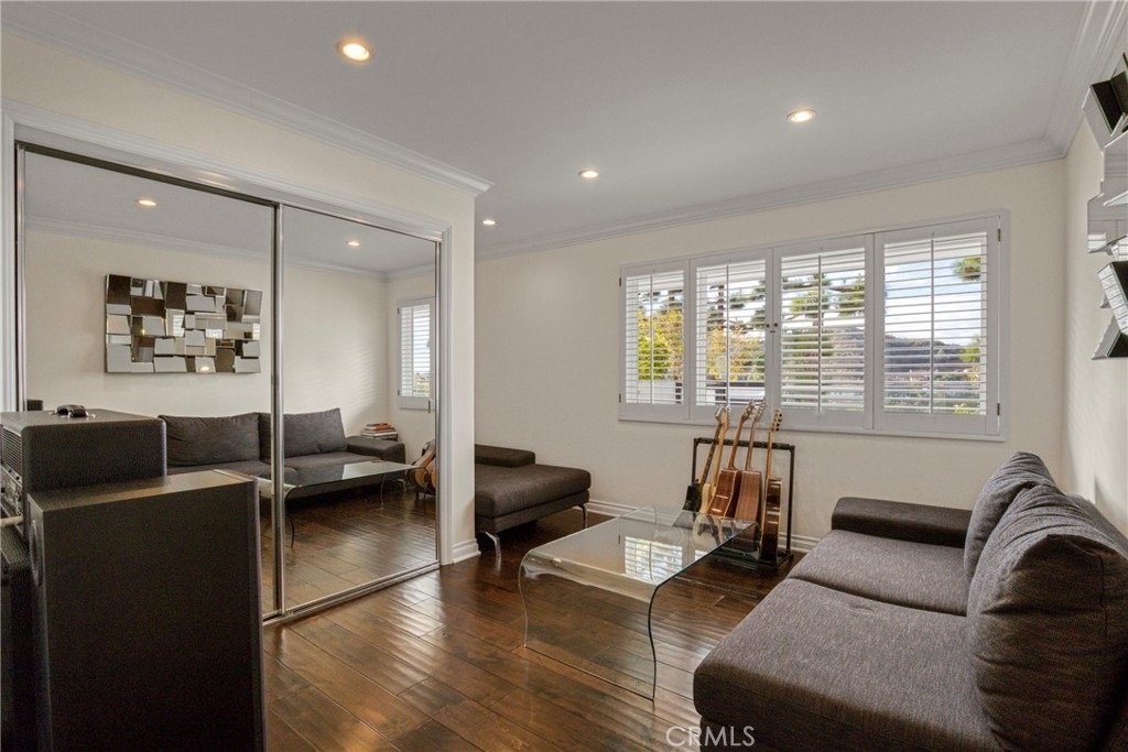 2461 Allanjay Place - Photo 19