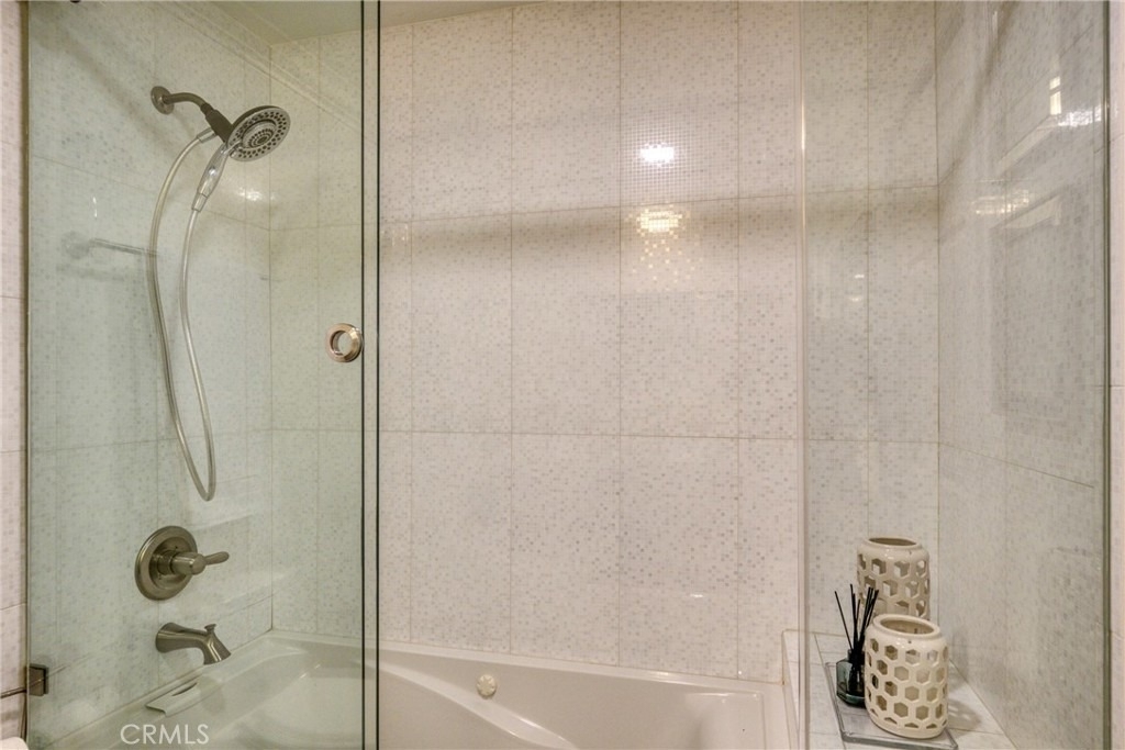 2461 Allanjay Place - Photo 21