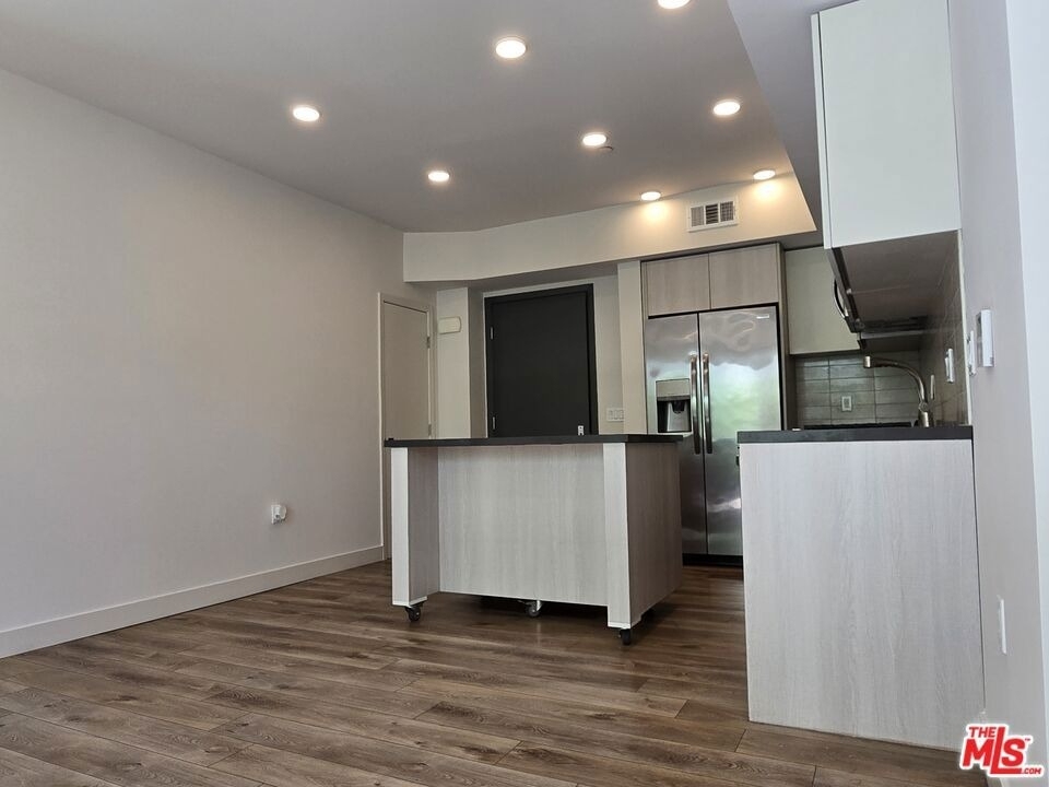 740 S Ridgeley Drive - Photo 1