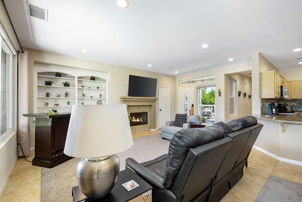 60661 Juniper Lane - Photo 9