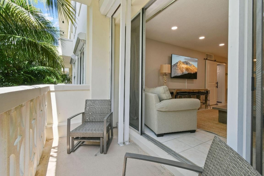 227 Brazilian Avenue - Photo 19