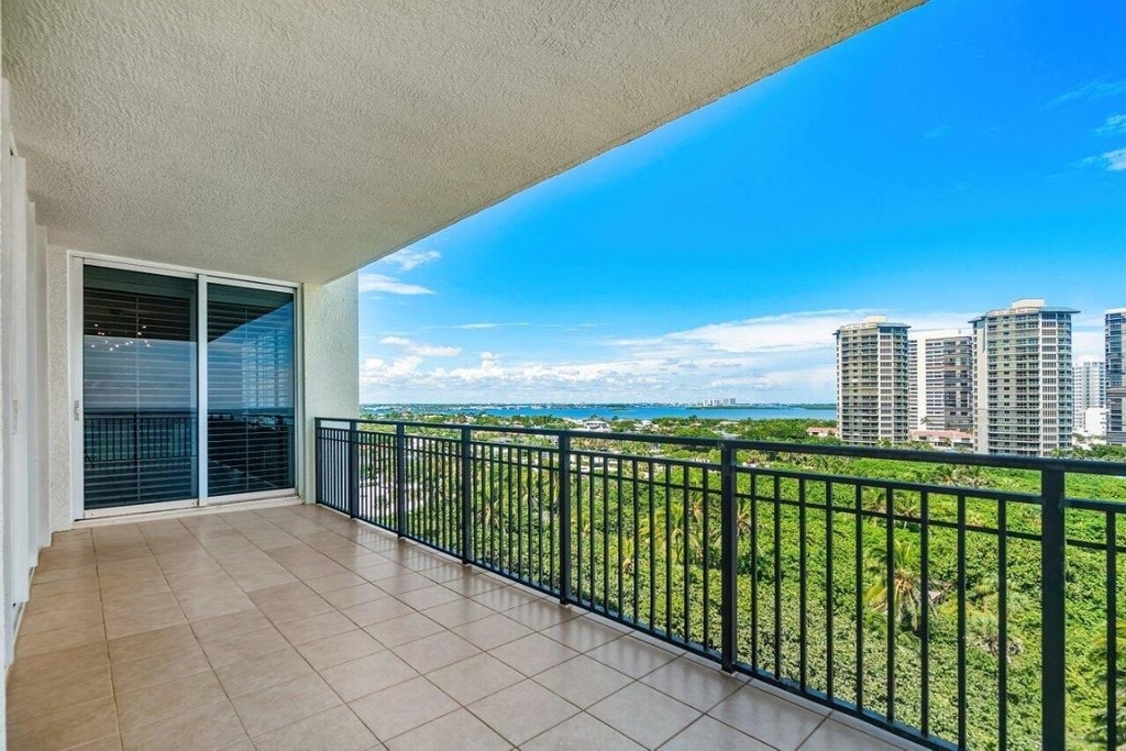 3800 N Ocean - Photo 35