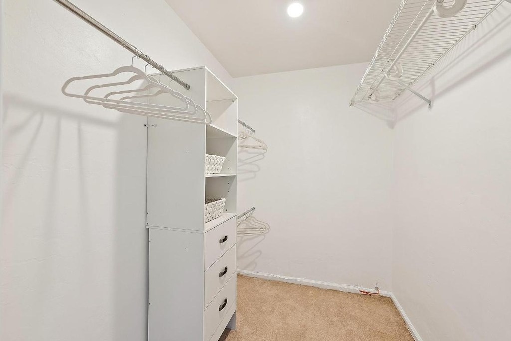 755 Saturn D205 Street - Photo 18