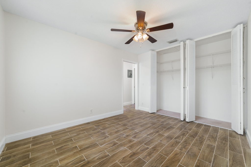 2567 Dudley Drive W - Photo 24