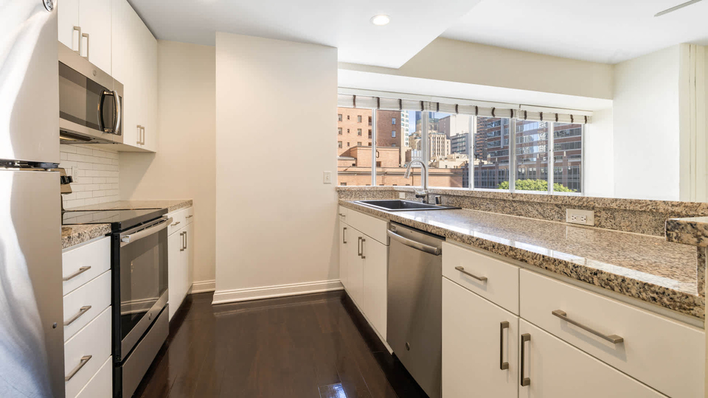 612 S. Flower Street - Photo 39