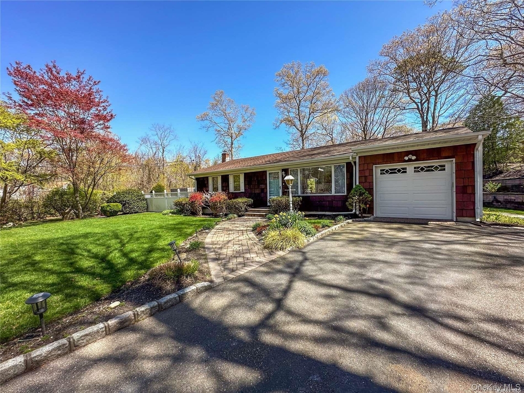 126 Overhill Road - Photo 1
