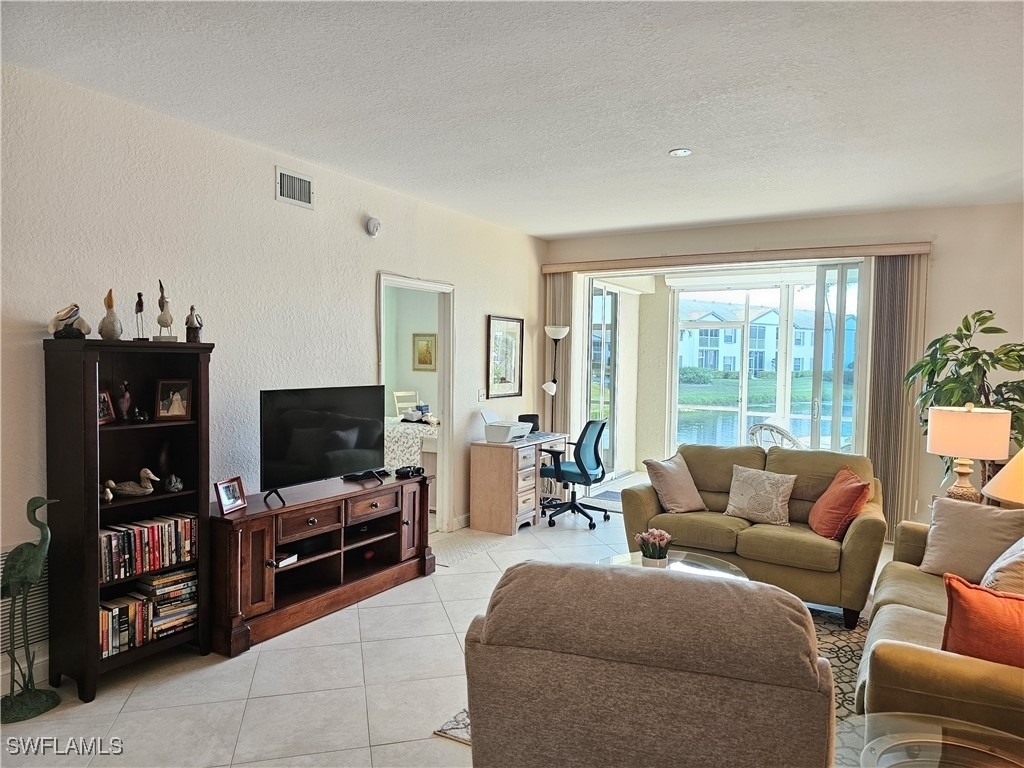 818 Tanbark Drive - Photo 5