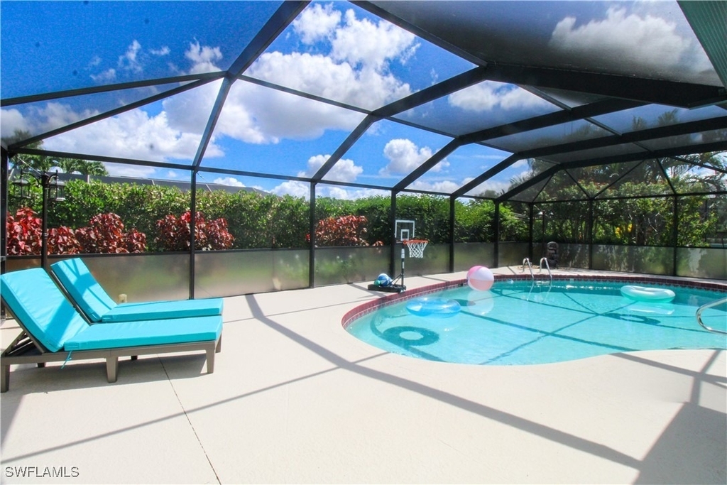 213 Bay Meadows Drive - Photo 41