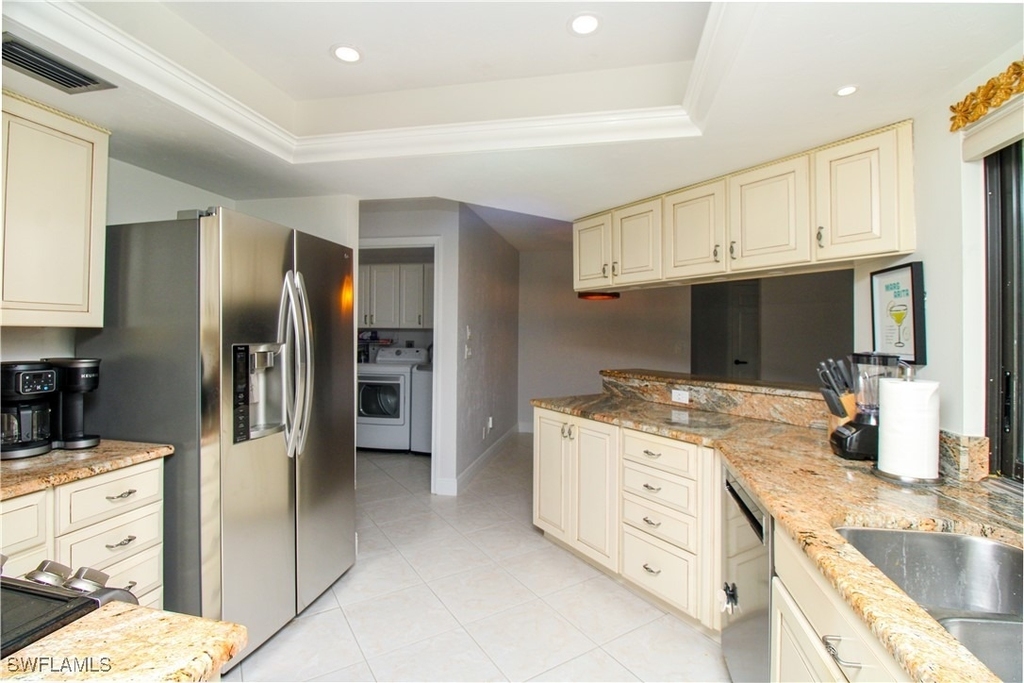 213 Bay Meadows Drive - Photo 17