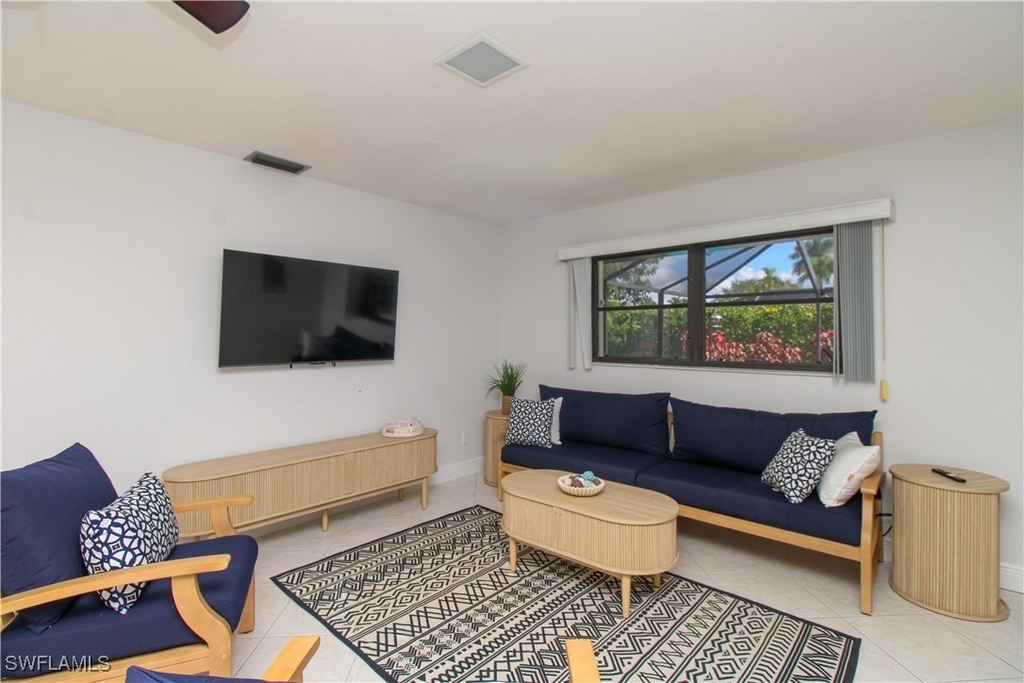 213 Bay Meadows Drive - Photo 25