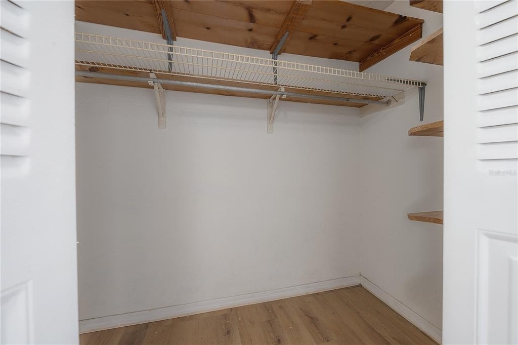 4681 1st Street Ne - Photo 10