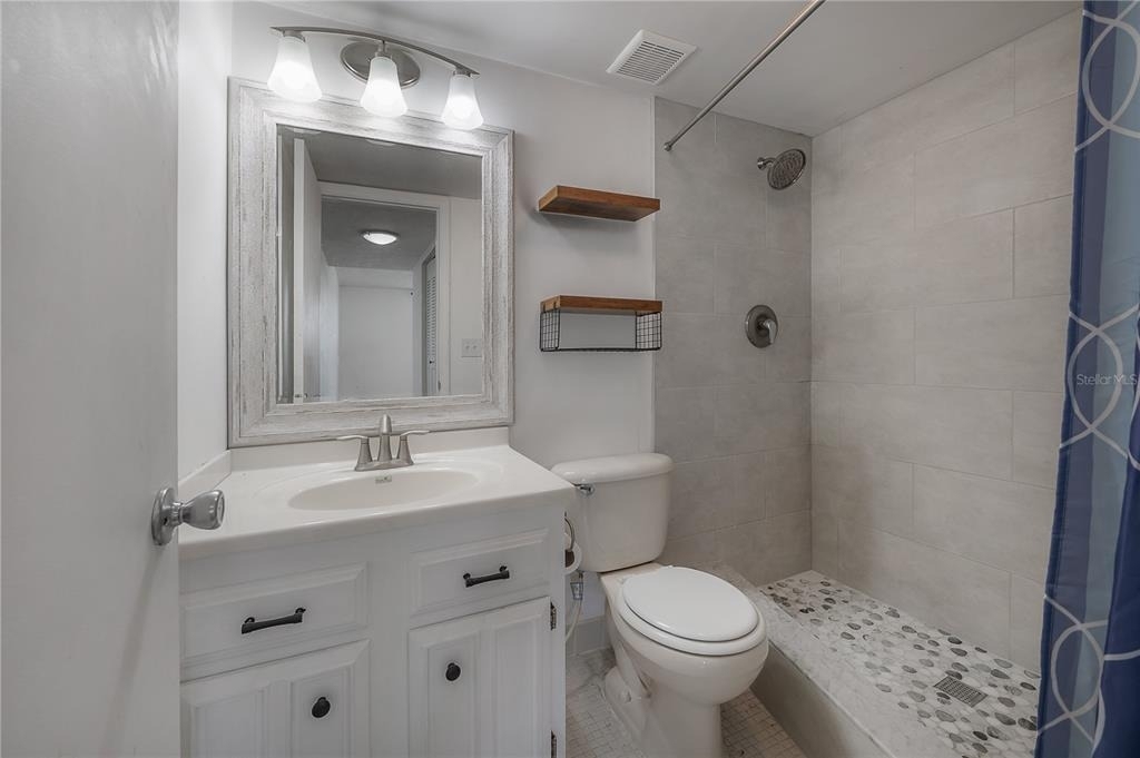 4681 1st Street Ne - Photo 8