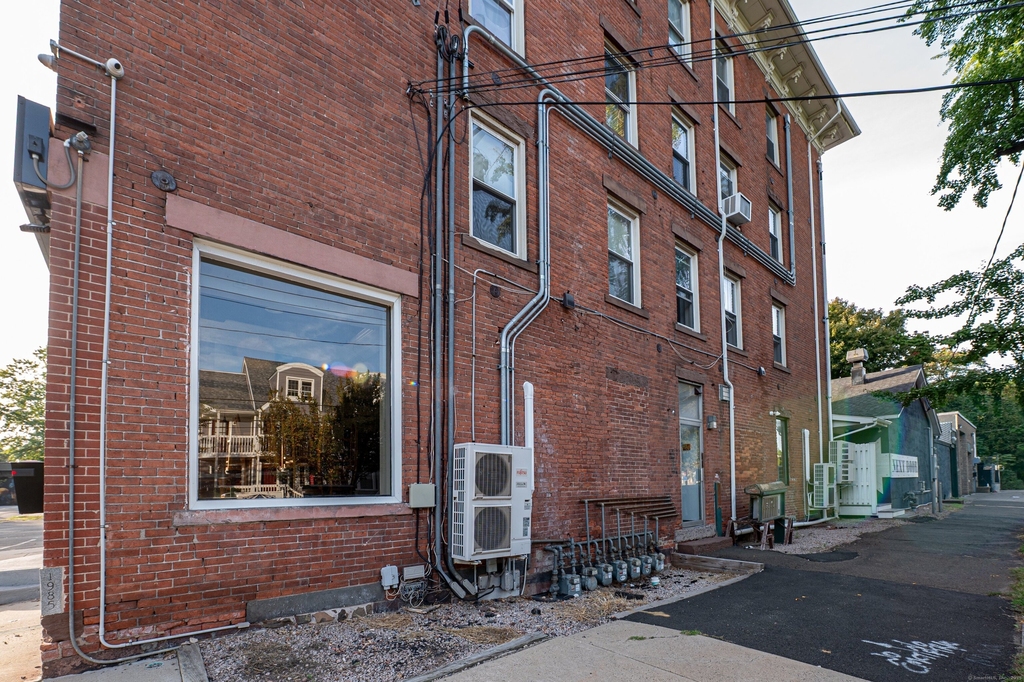 175 Humphrey Street - Photo 17
