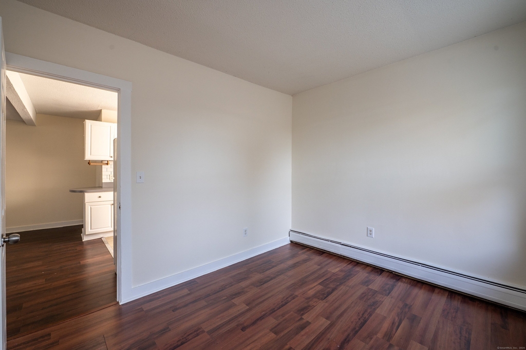 175 Humphrey Street - Photo 8