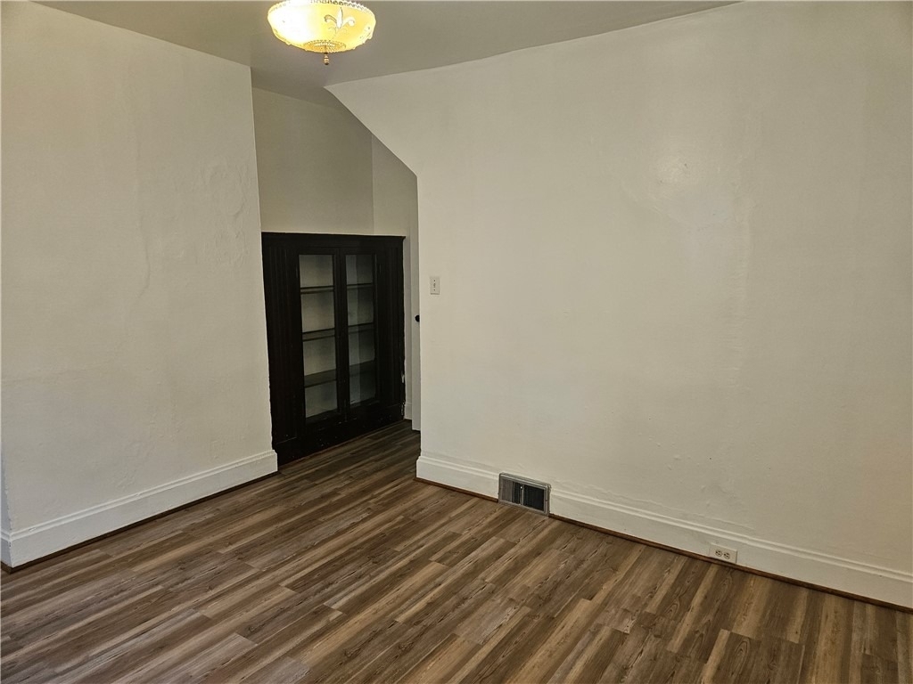 2212 Cronemeyer St - Photo 11