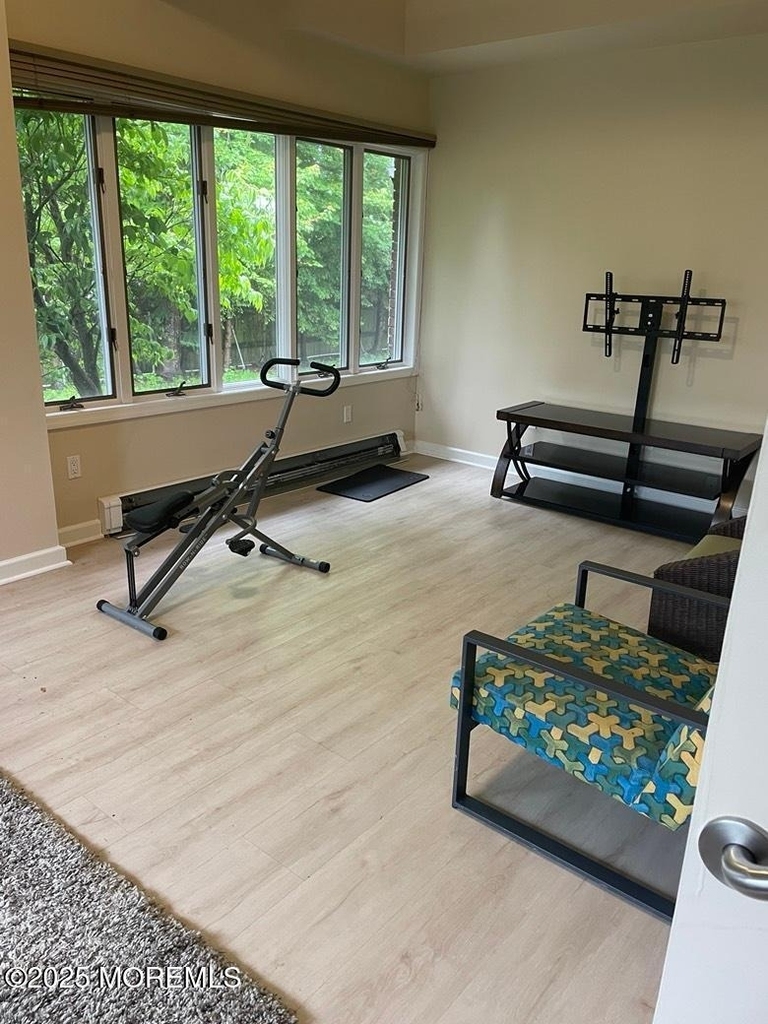 470 Monmouth Place - Photo 21