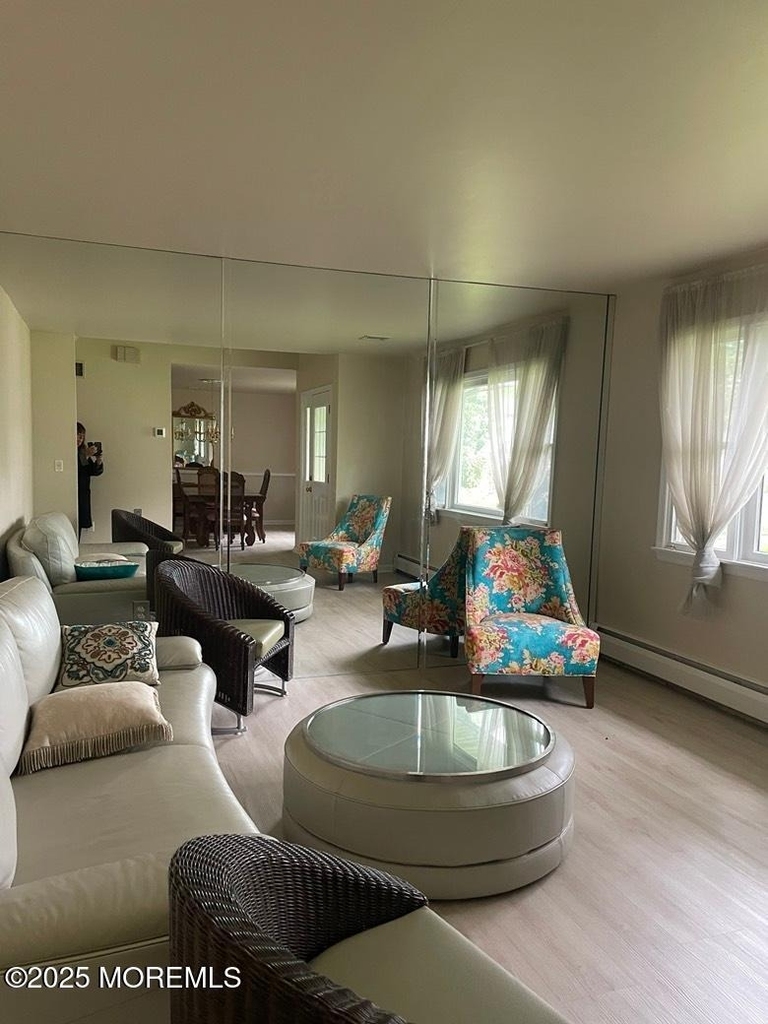 470 Monmouth Place - Photo 8