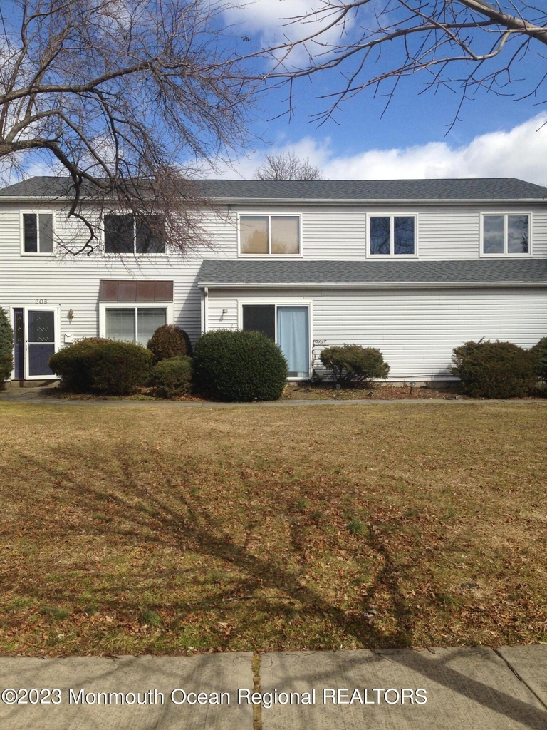 205 Alpern Avenue - Photo 0