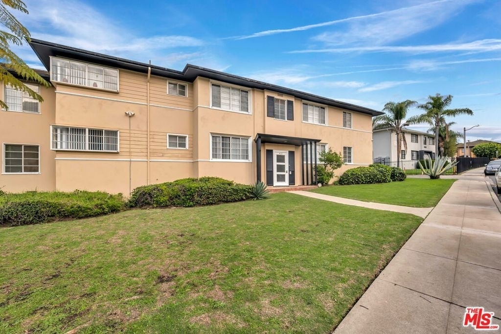 4121 Santo Tomas Drive - Photo 1