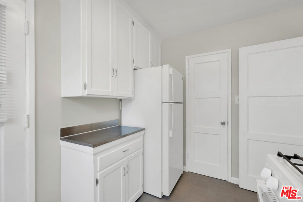 4121 Santo Tomas Drive - Photo 17
