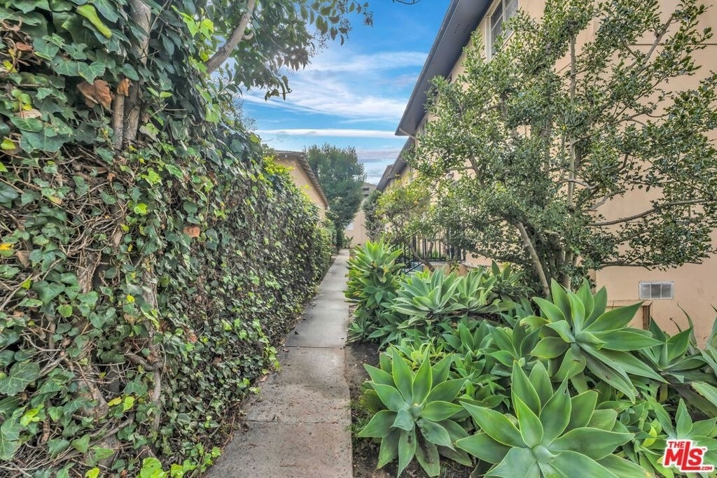 4121 Santo Tomas Drive - Photo 7