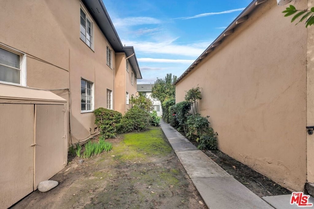 4121 Santo Tomas Drive - Photo 5