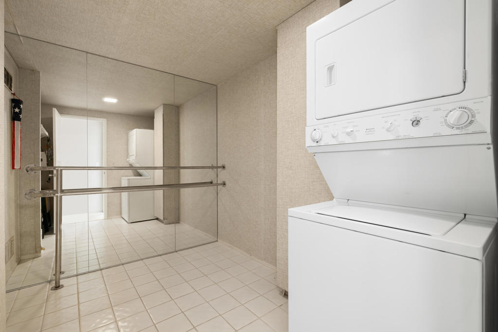 900 Island Drive - Photo 24