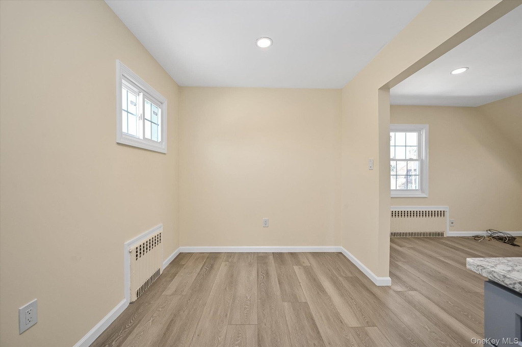 95-26 243rd Street - Photo 4