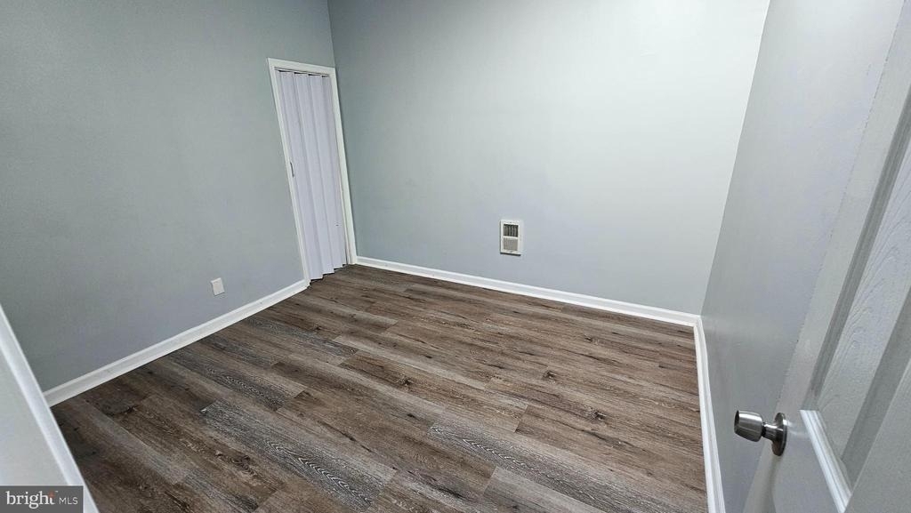 2805 Erdman Avenue - Photo 14