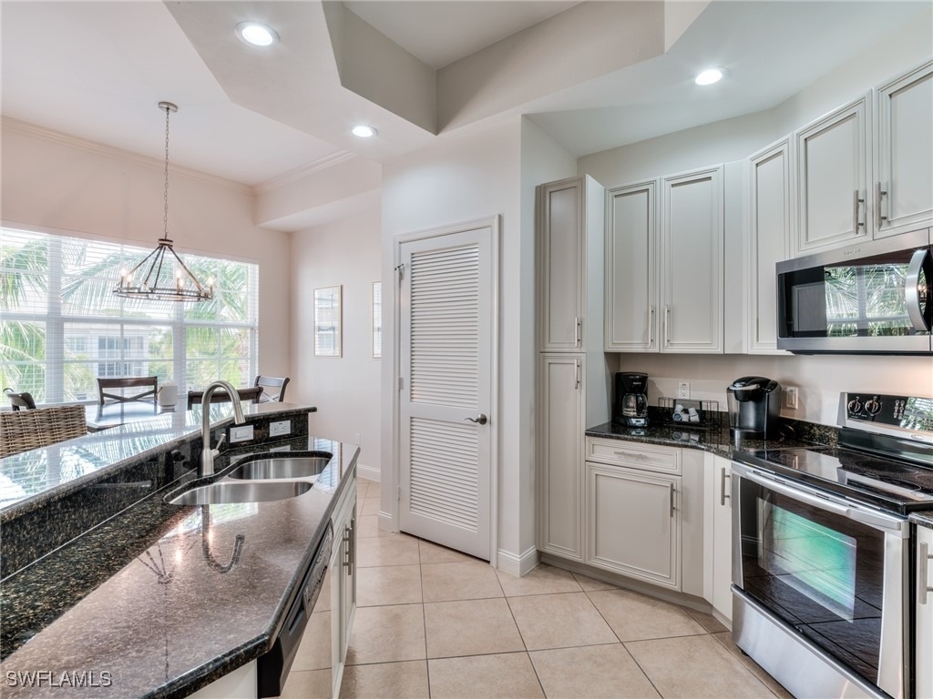 27921 Bonita Village Boulevard - Photo 9
