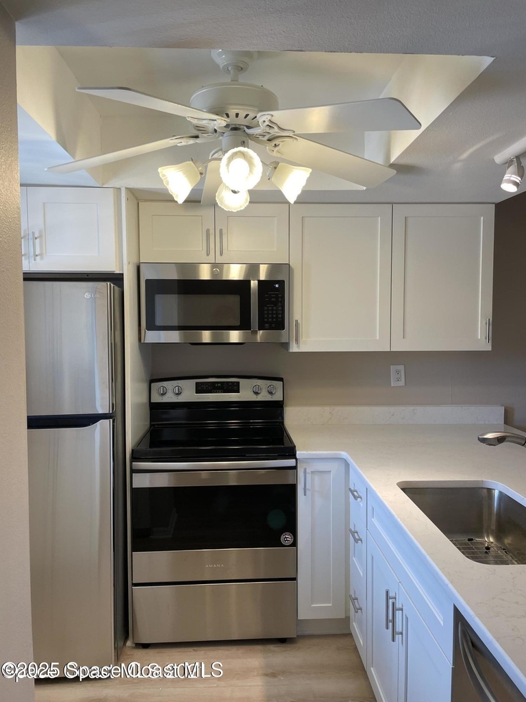 1720 Murrell Road - Photo 4