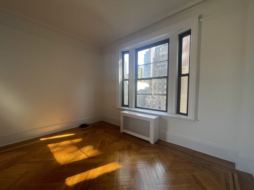 West 72nd Street - Photo 7