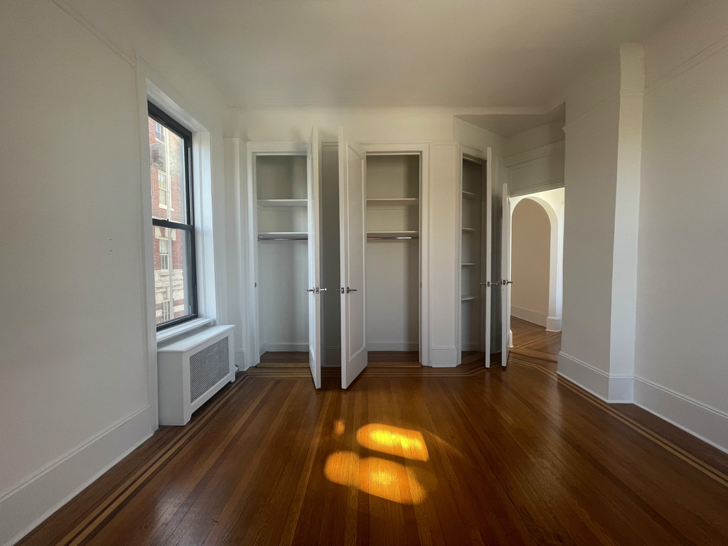 West 72nd Street - Photo 8