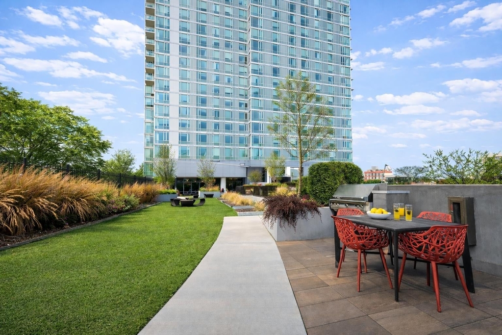 1524 Sheepshead Bay Road - Photo 13