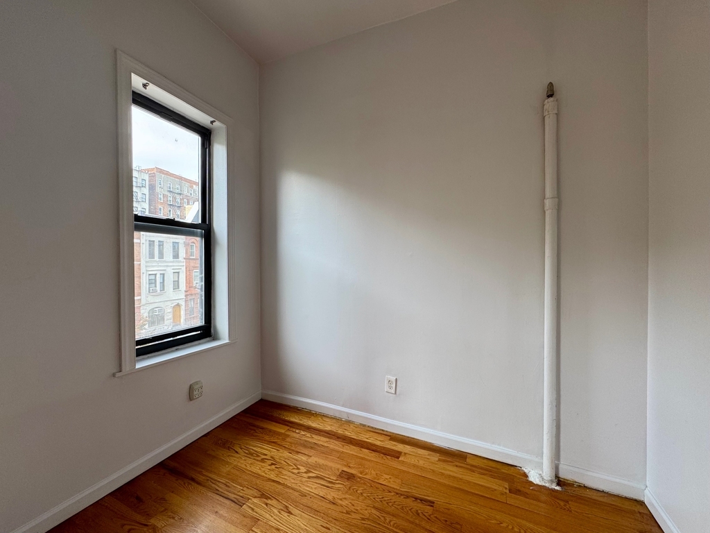 194 Edgecombe Avenue - Photo 7