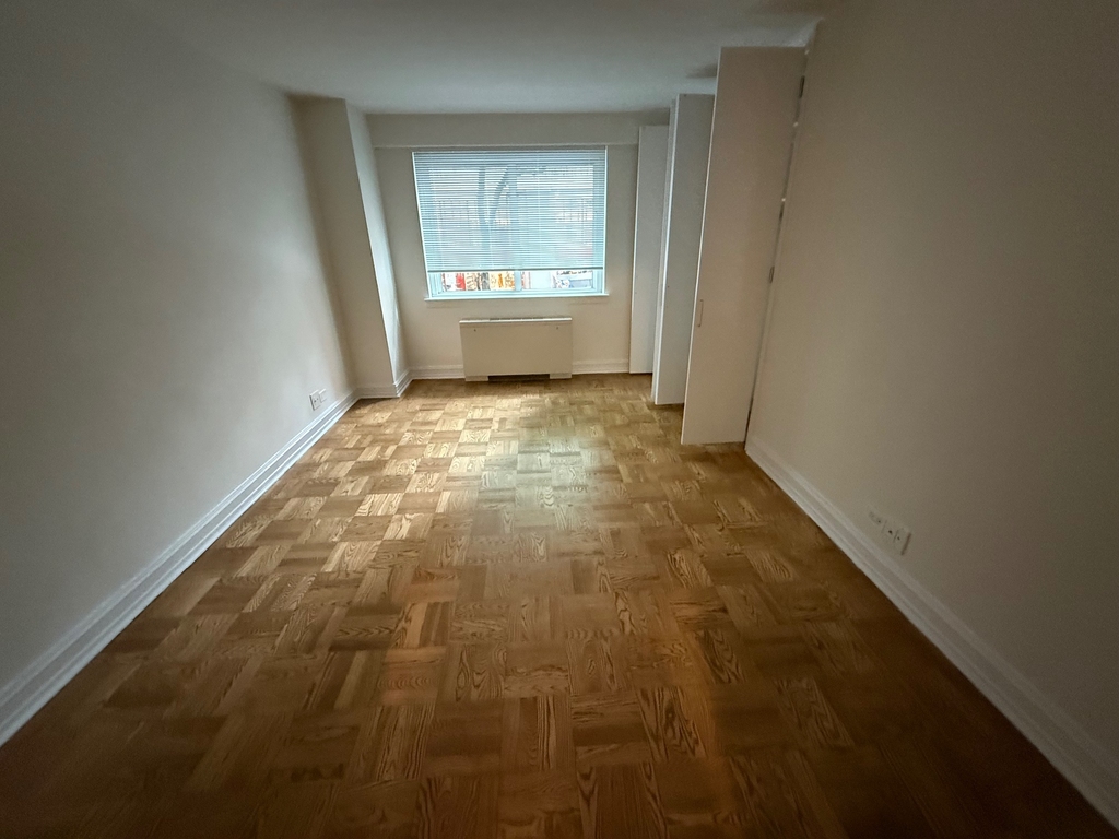 200 East 71st Street - Photo 11