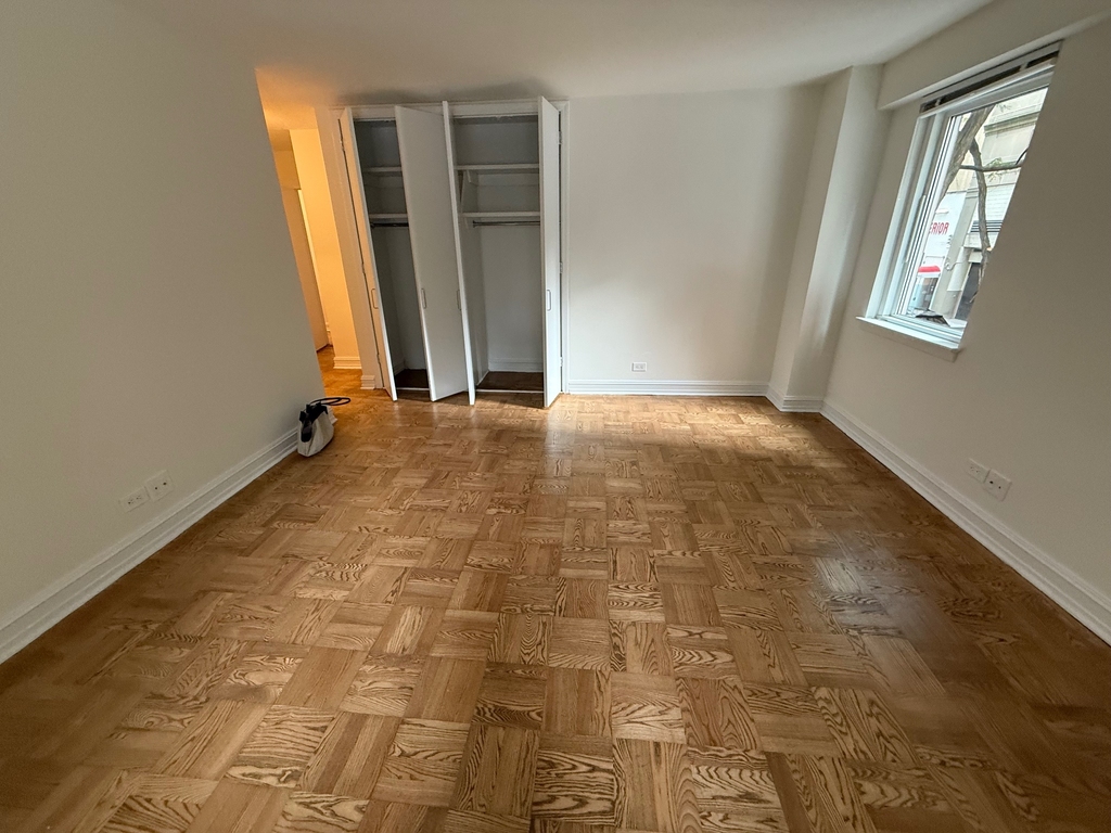 200 East 71st Street - Photo 14
