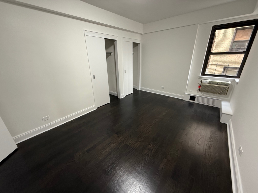 219 East 69th Street - Photo 7