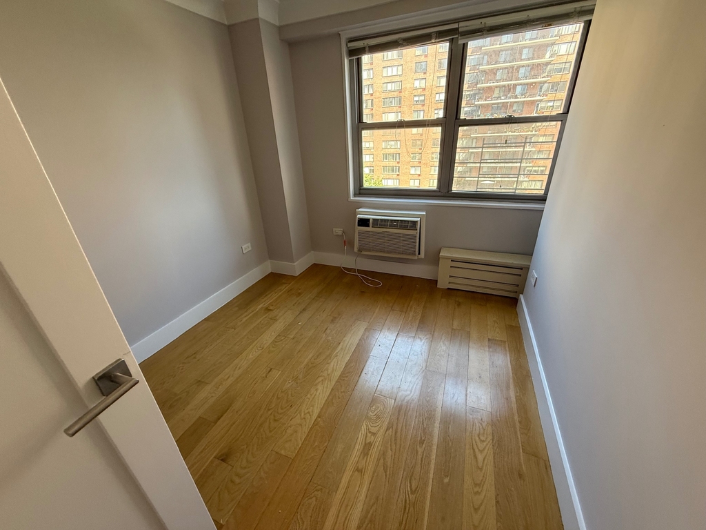 50 west 93rd street  - Photo 7