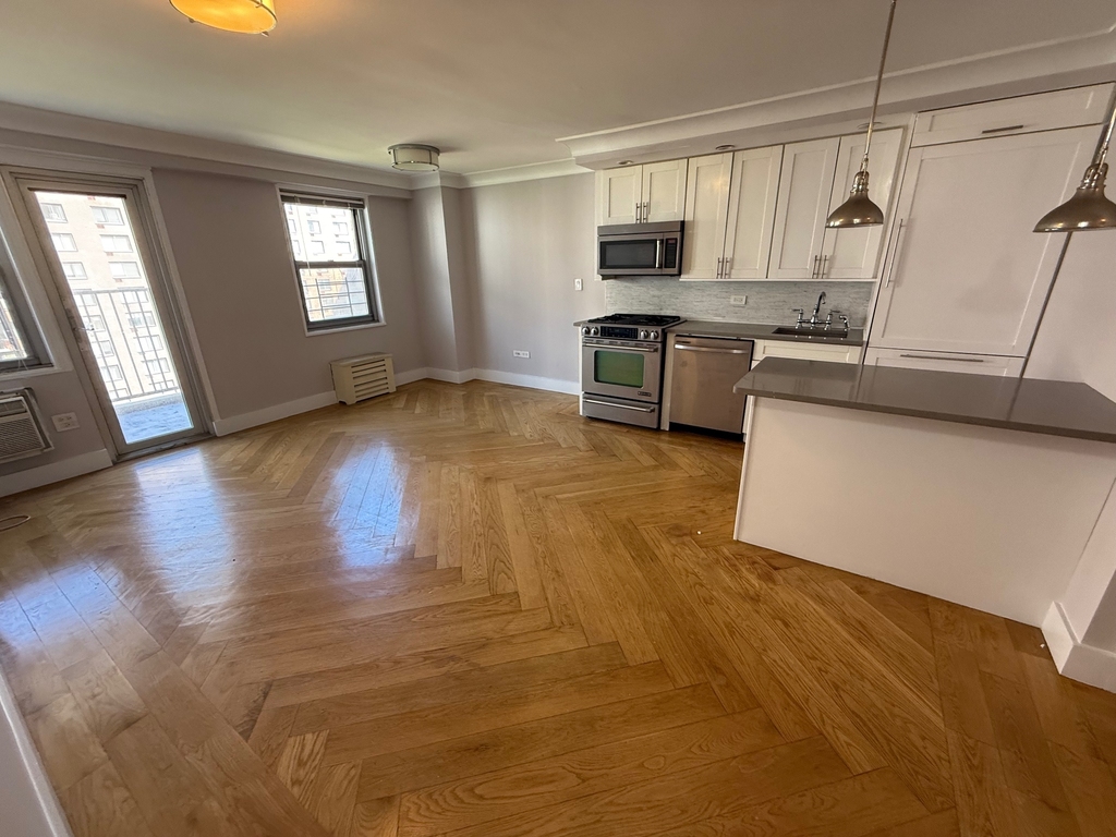 50 west 93rd street  - Photo 12