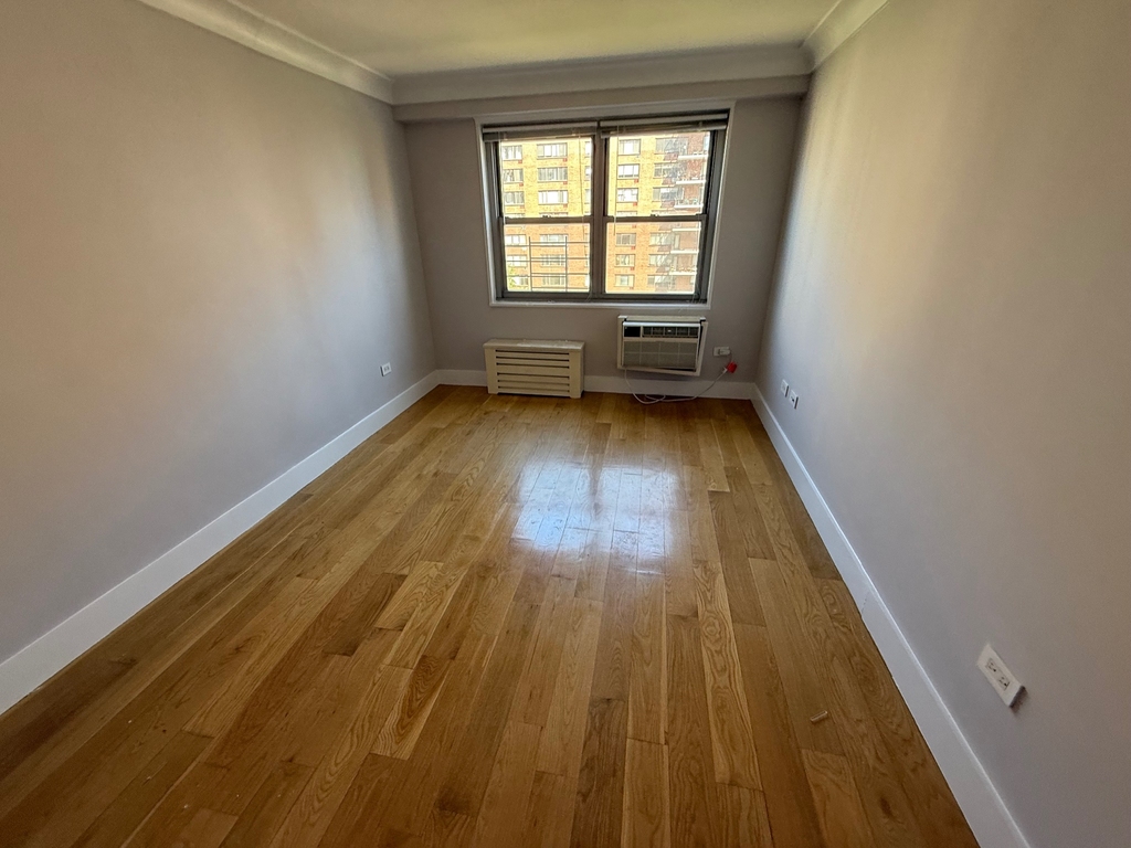50 west 93rd street  - Photo 9