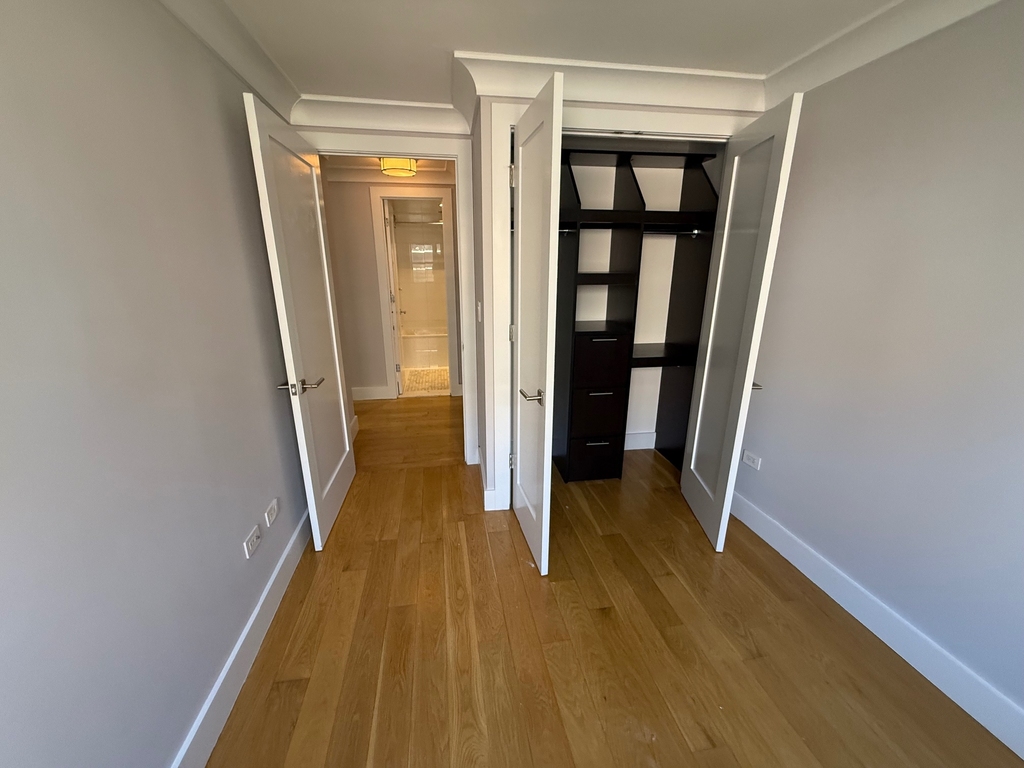 50 west 93rd street  - Photo 8